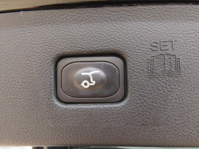 Used 2023 Ford Edge SEL w/ Sport Appearance Package AWD/4WD image 13