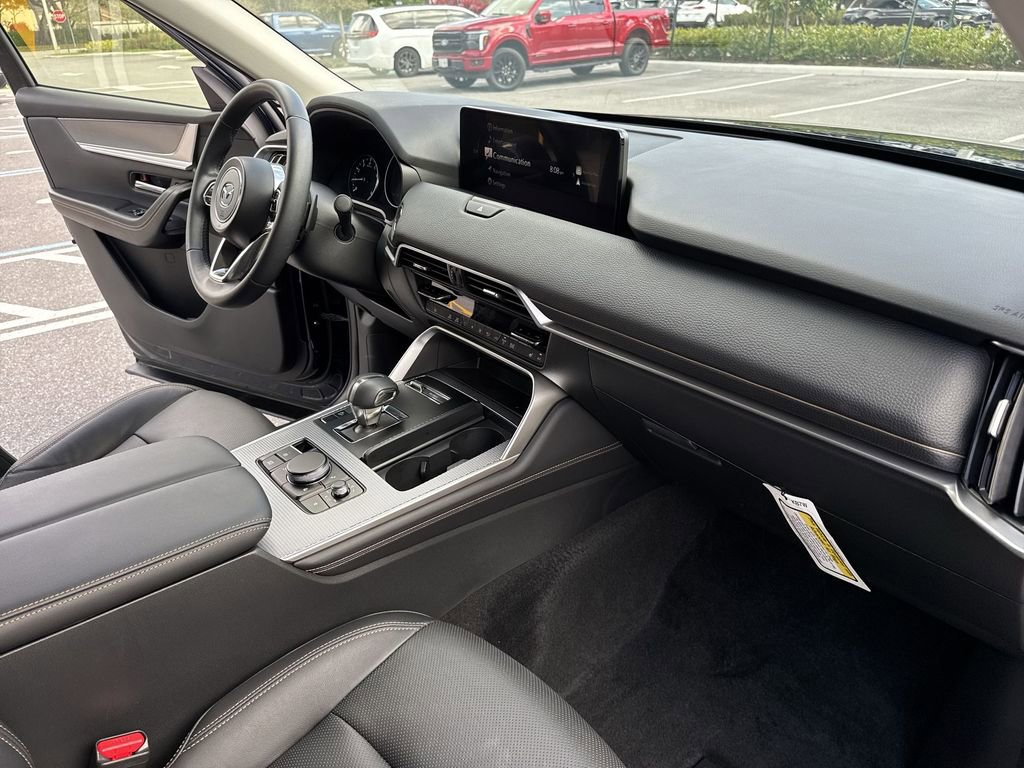 Certified 2025 MAZDA CX-90 3.3 Turbo w/ Preferred Package image 33