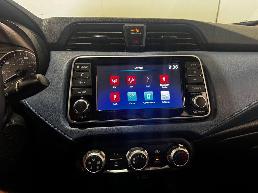 Used 2025 Nissan Versa SV image 13