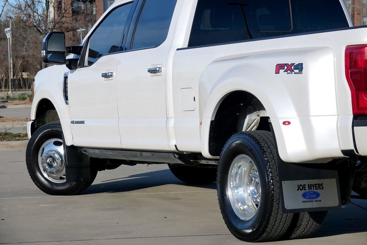 Used 2019 Ford F350 Platinum w/ Platinum Ultimate Package image 23