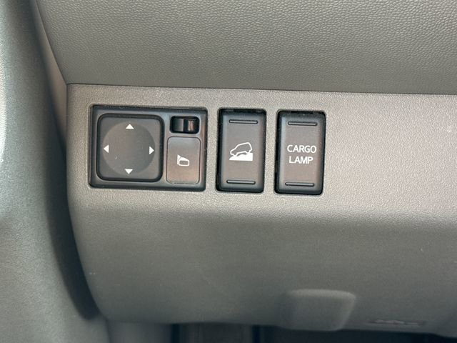 Used 2020 Nissan Frontier SV w/ Midnight Edition Floor Mats AWD/4WD image 27