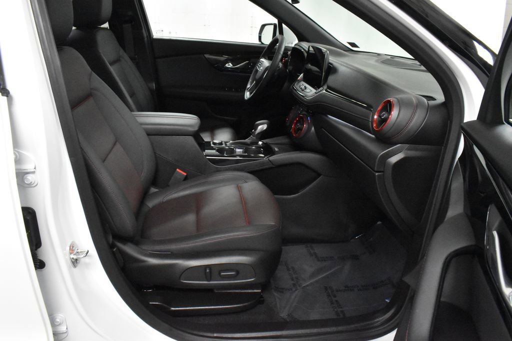 Used 2024 Chevrolet Blazer RS w/ Enhanced Convenience Package image 14