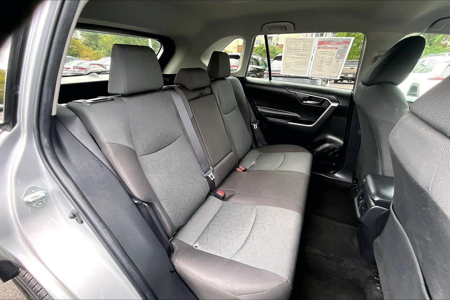 Used 2024 Toyota RAV4 XLE FWD image 25