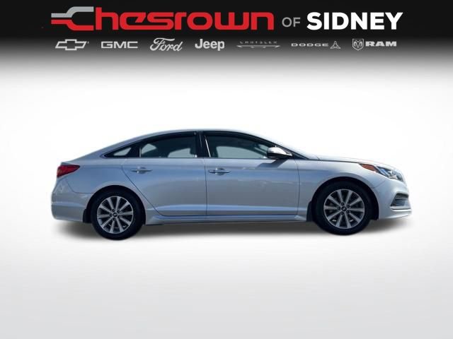 Used 2017 Hyundai Sonata Limited w/ Ultimate Package 04 FWD image 12