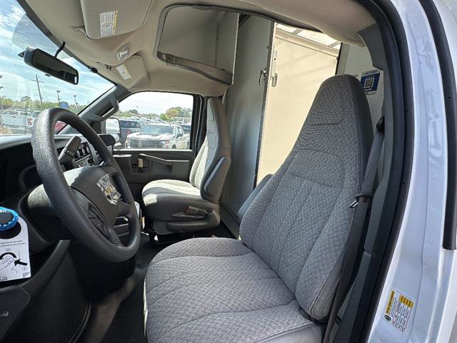 New 2026 Chevrolet Express 3500 w/ Power Convenience Package image 9