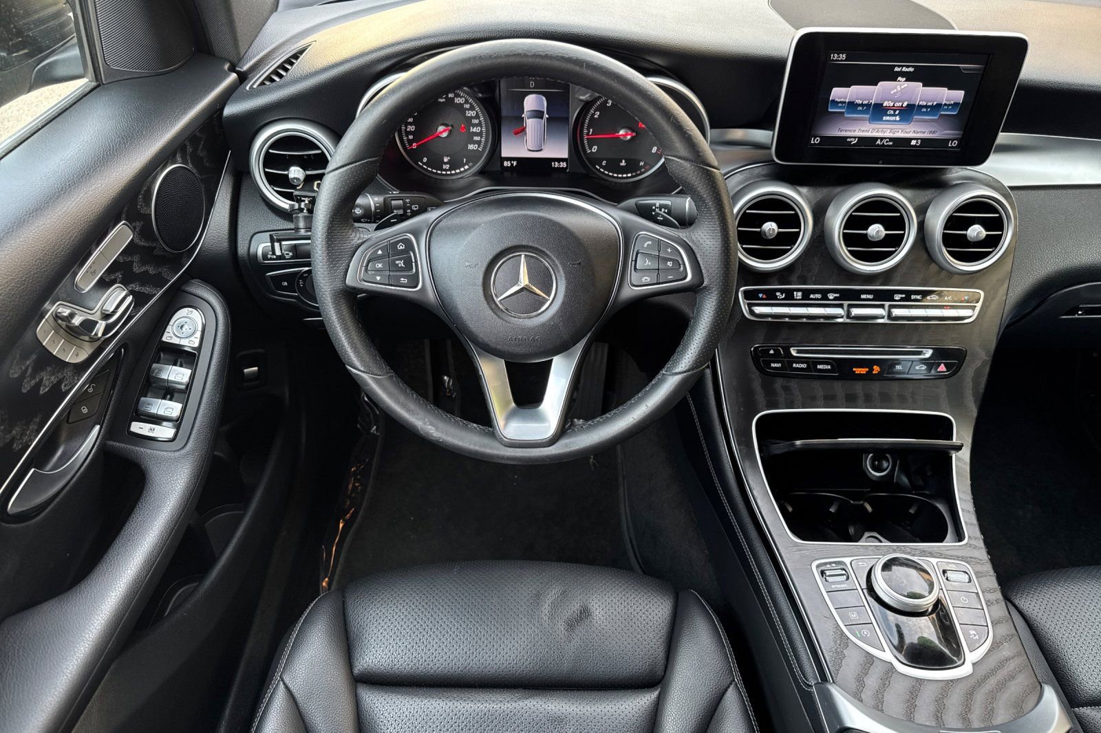 Used 2018 Mercedes-Benz GLC 300 4MATIC image 14