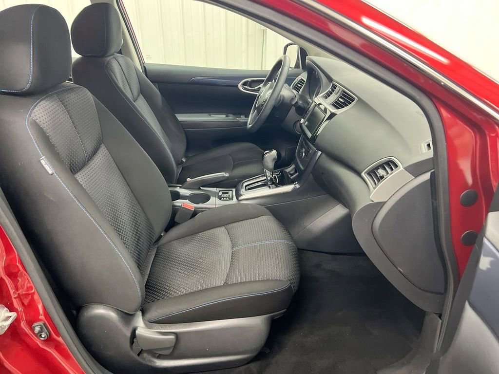 Used 2019 Nissan Sentra SR image 21