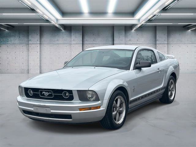 Used 2006 Ford Mustang Deluxe