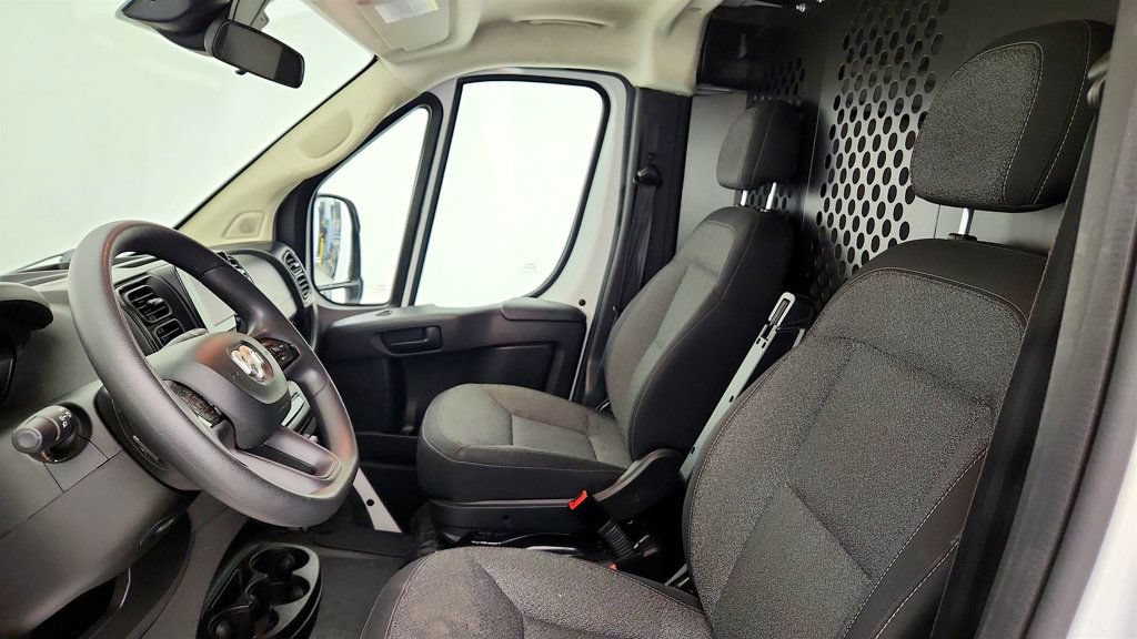 Used 2025 RAM ProMaster 2500 w/ U-Haul Equipment Group FWD image 17