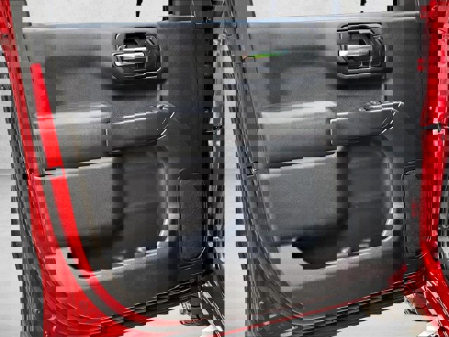 Used 2020 Chevrolet Silverado 1500 Custom w/ Custom Value Package image 17