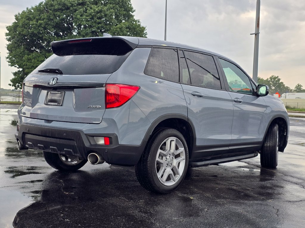 Used 2025 Honda Passport EX-L image 16