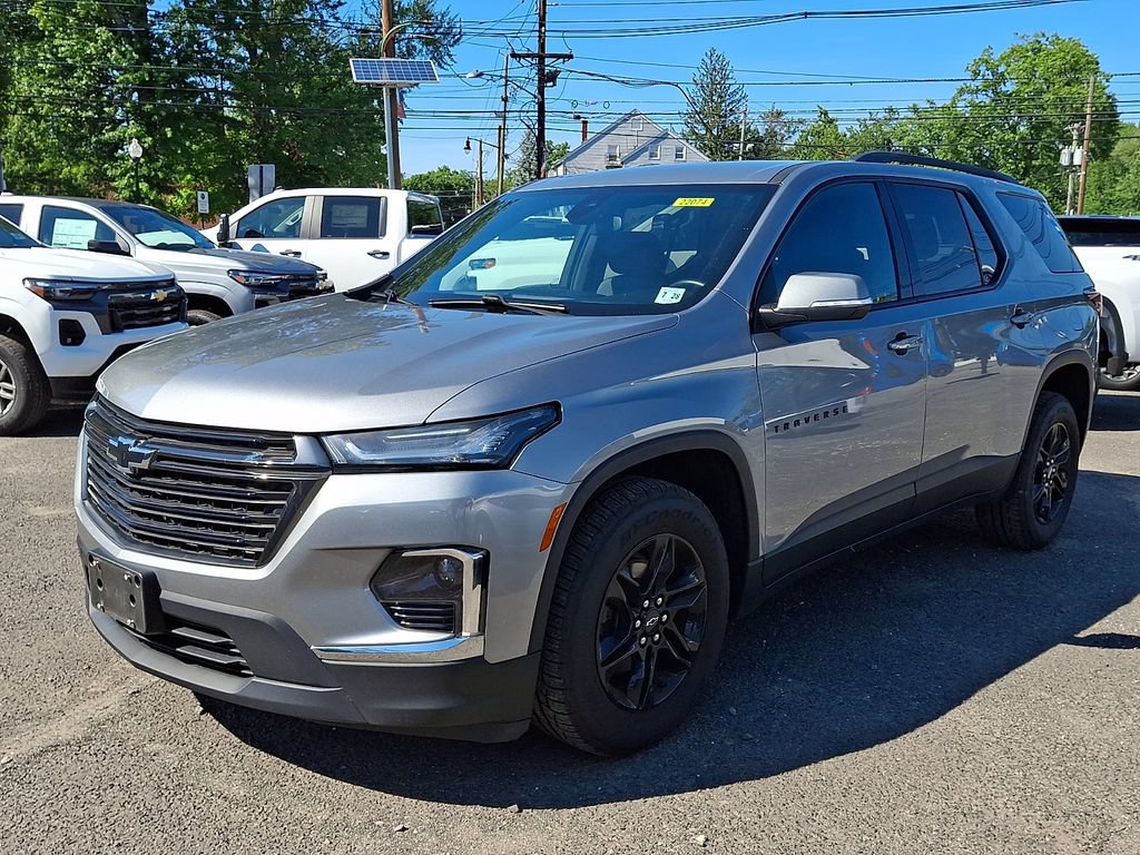 Certified 2023 Chevrolet Traverse LT w/ Midnight/Sport Edition AWD/4WD image 3