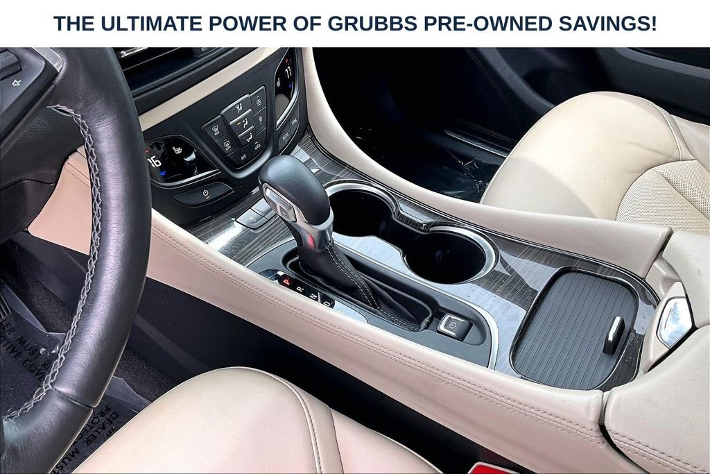 Used 2020 Buick Envision Essence FWD image 18