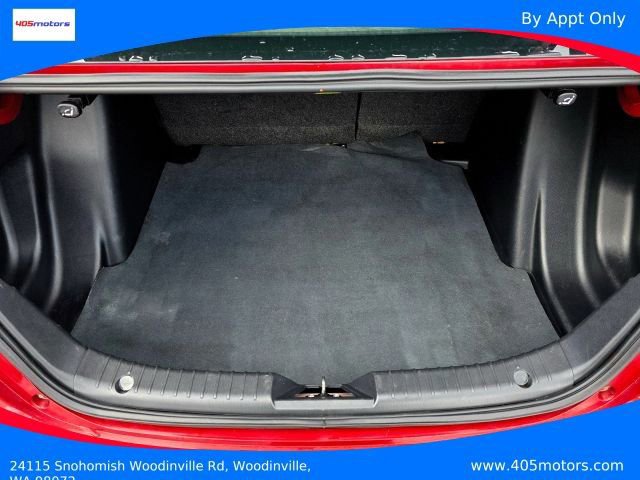 Used 2019 Toyota Yaris LE image 34