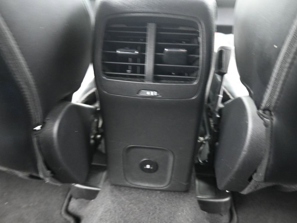 Used 2024 Ford Escape ST-Line image 47