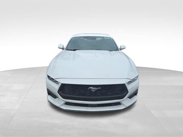 Used 2024 Ford Mustang Premium image 8
