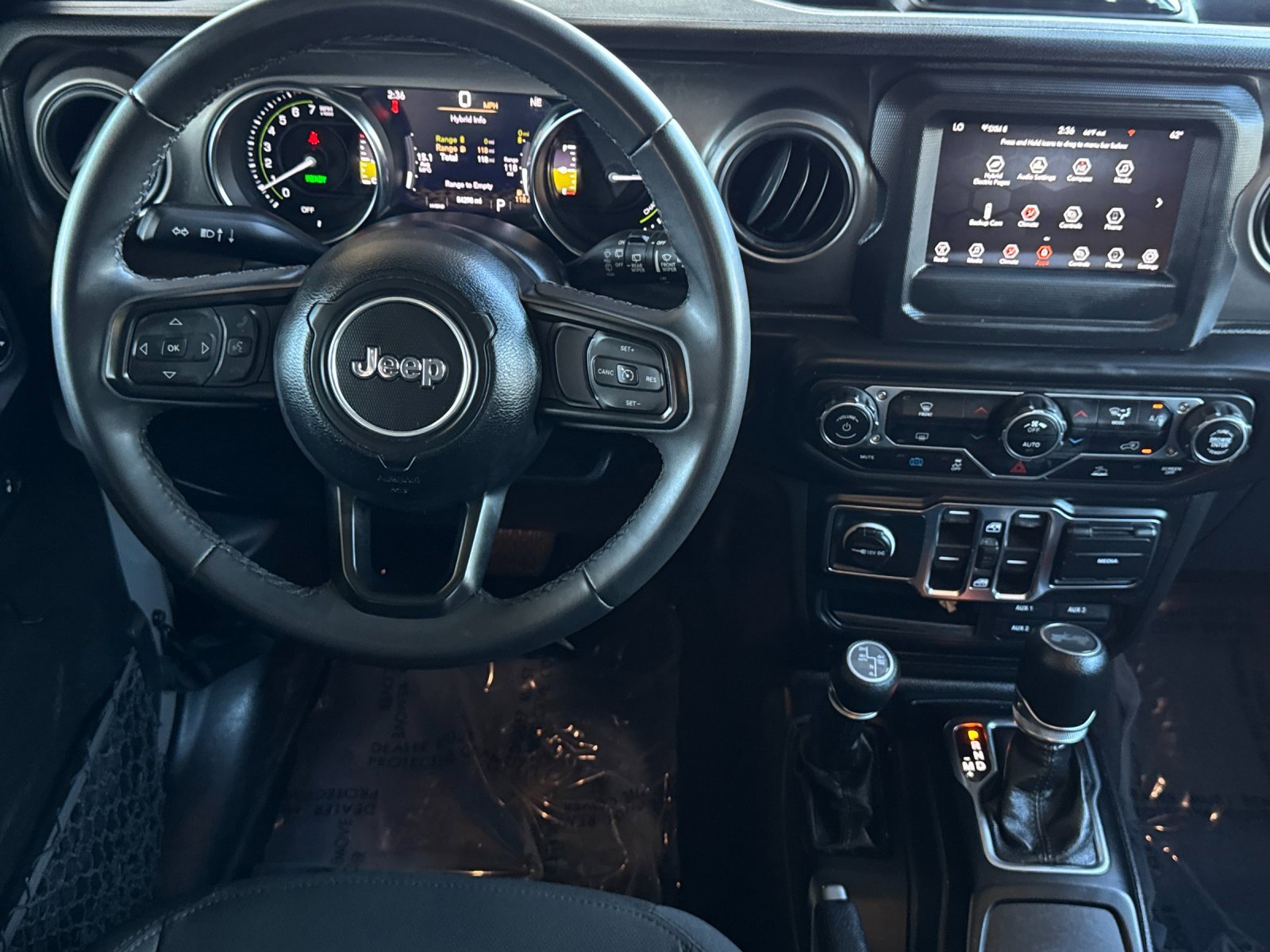 Used 2023 Jeep Wrangler Unlimited image 13