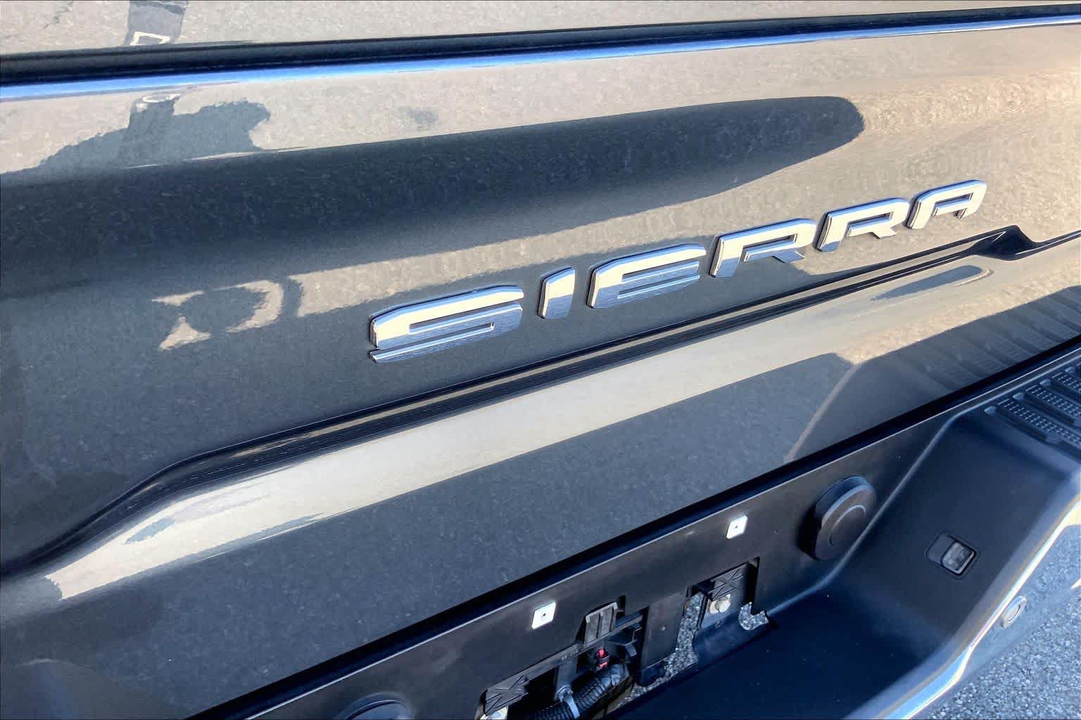 Used 2020 GMC Sierra 1500 SLT w/ SLT Premium Plus Package AWD/4WD image 30