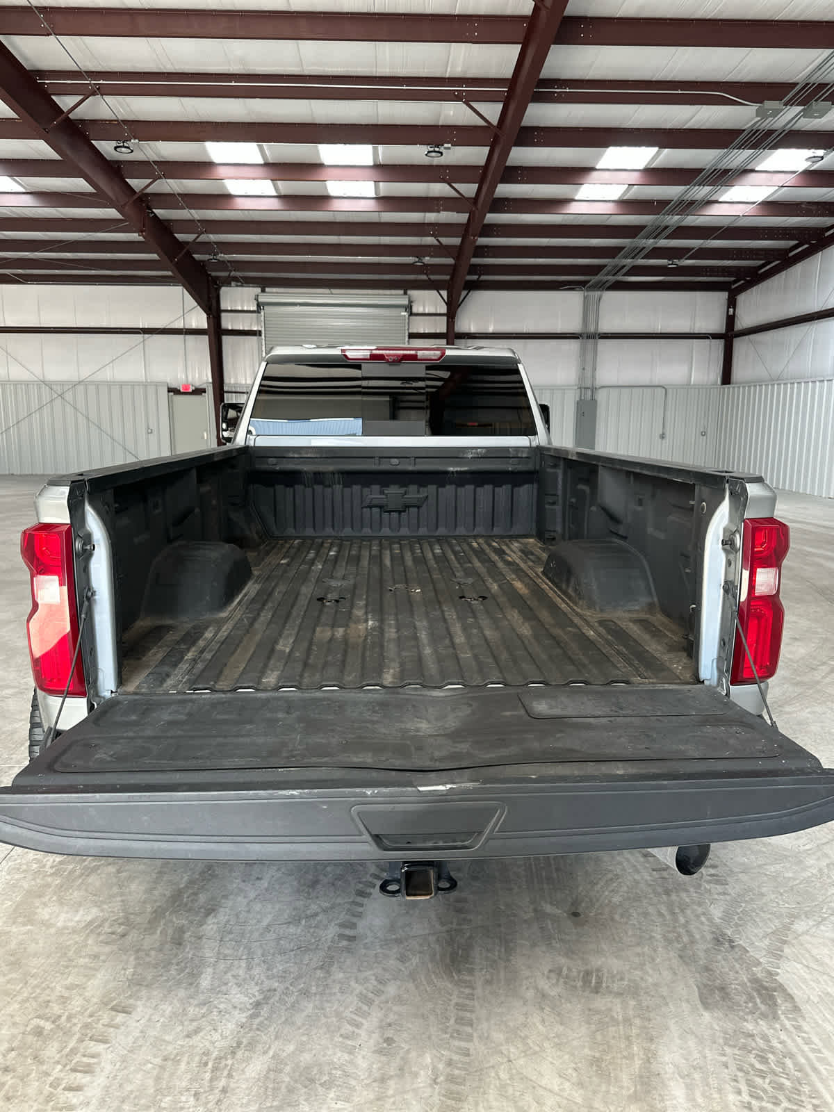 Used 2025 Chevrolet Silverado 3500 LTZ w/ LTZ Convenience Package image 19