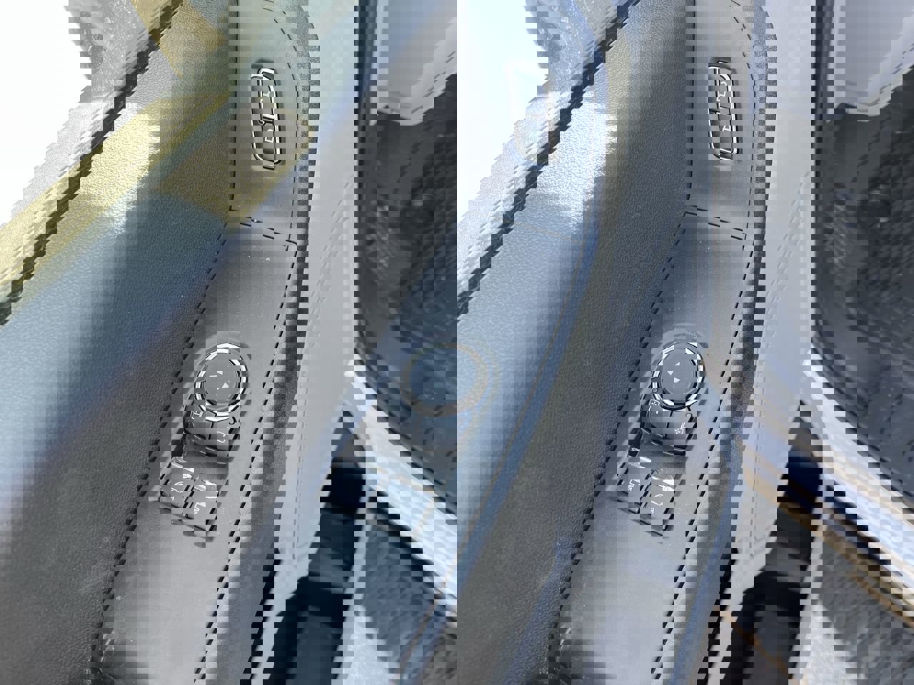 New 2025 Ford F550 4x4 Regular Cab Super Duty image 7