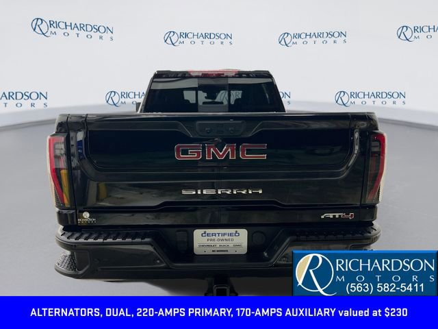 Used 2025 GMC Sierra 2500 AT4 w/ AT4 Premium Plus Package image 4