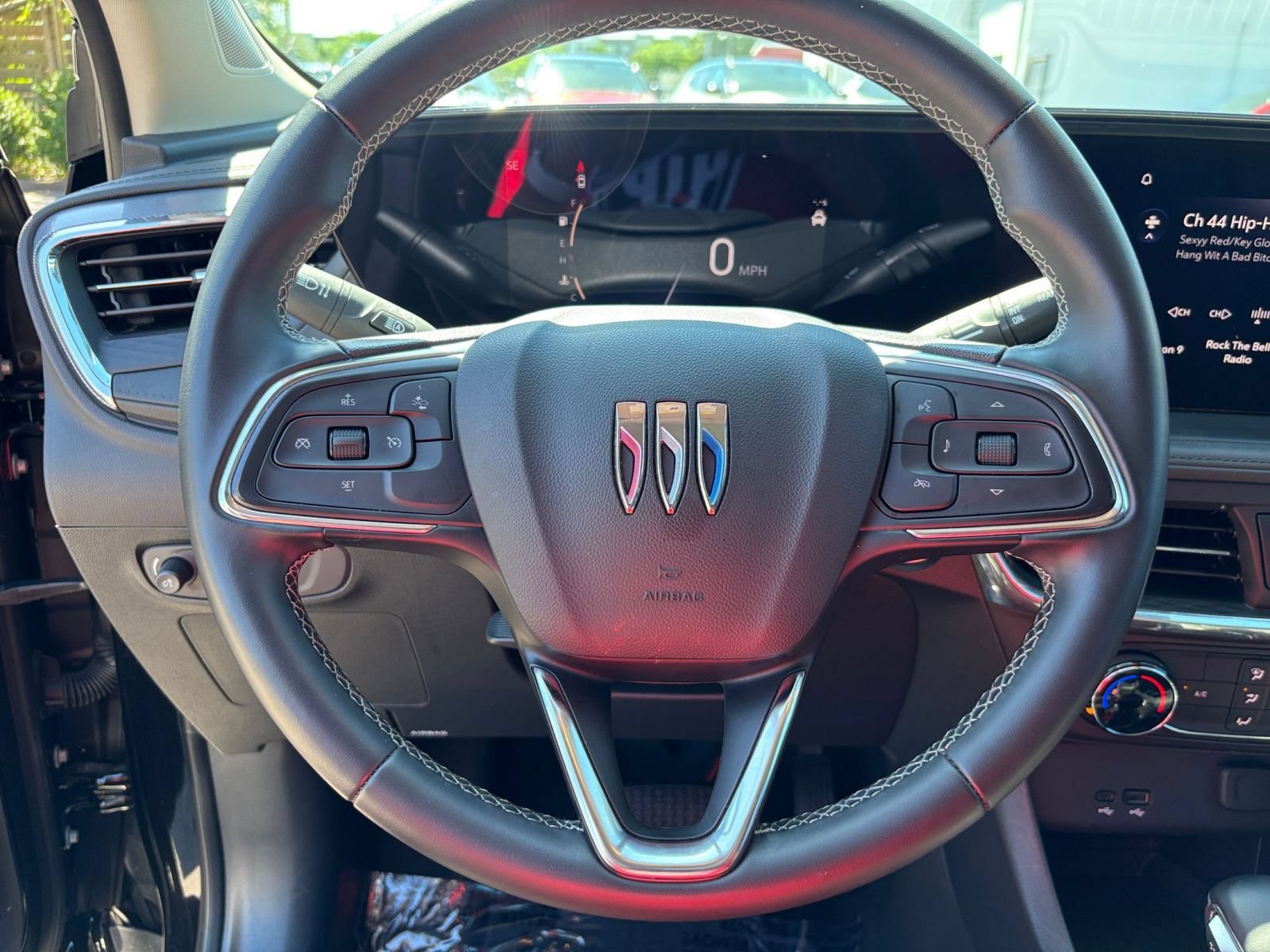 Used 2025 Buick Encore GX Preferred FWD image 28