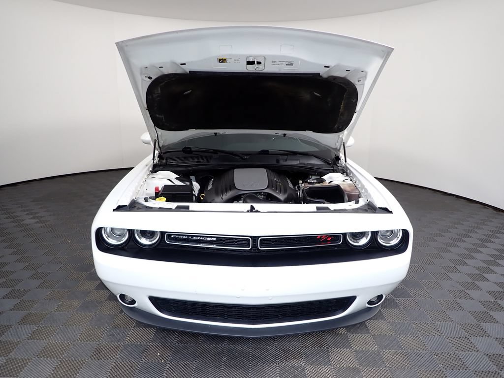 Used 2017 Dodge Challenger R/T w/ Cold Weather Group RWD image 38
