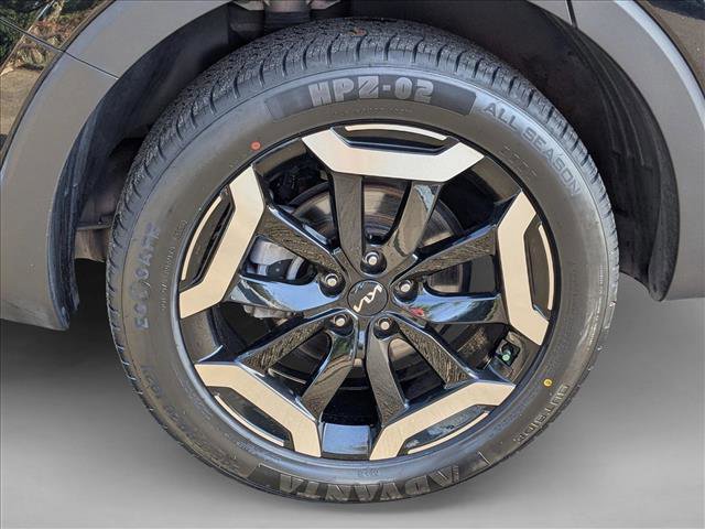 Used 2023 Kia Telluride S image 21