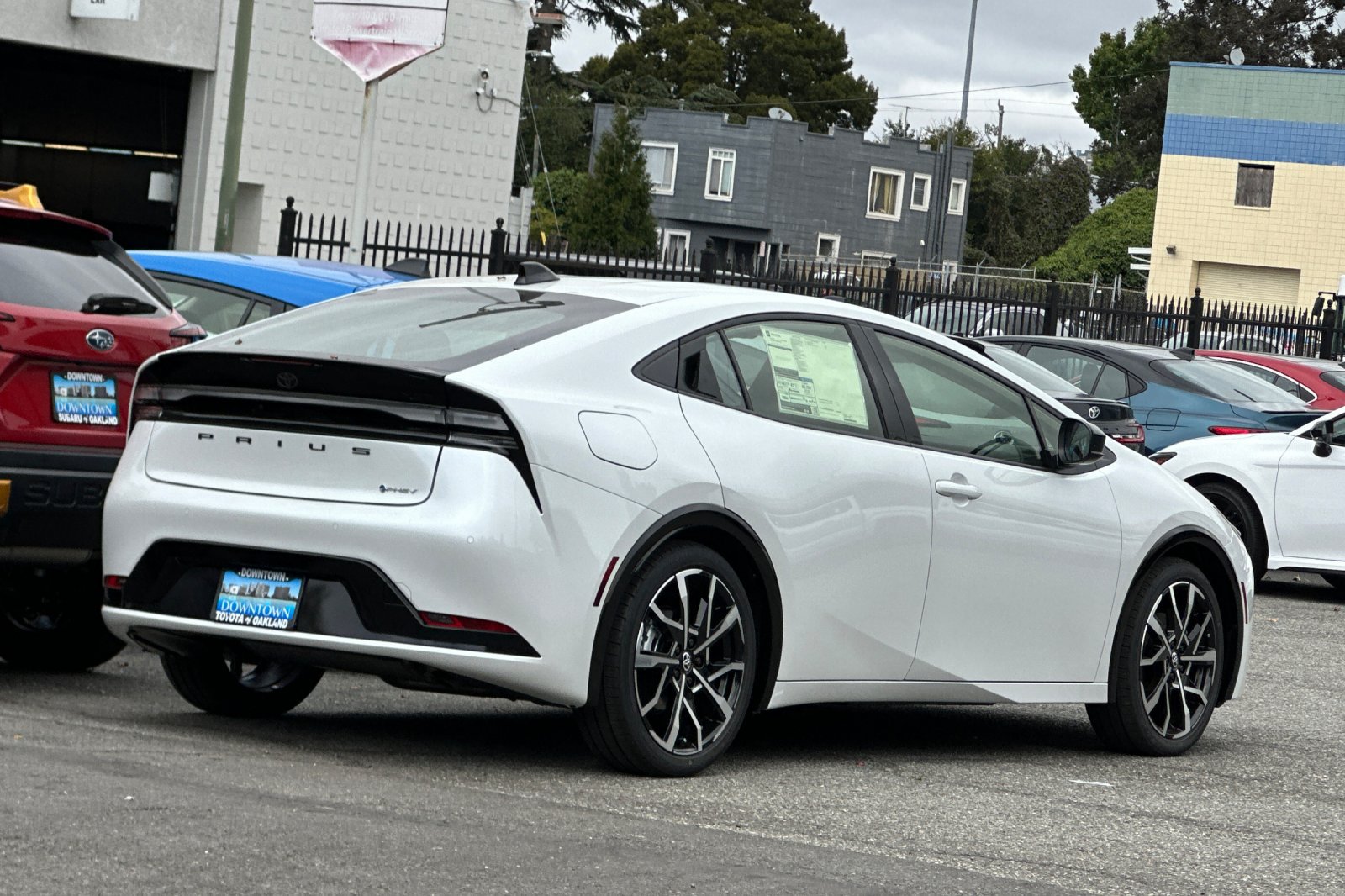 New 2027 Toyota Prius Plug-In Hybrid FWD image 4