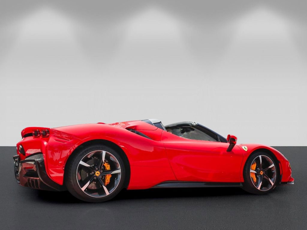 Used 2023 Ferrari SF90 Spider AWD/4WD image 31