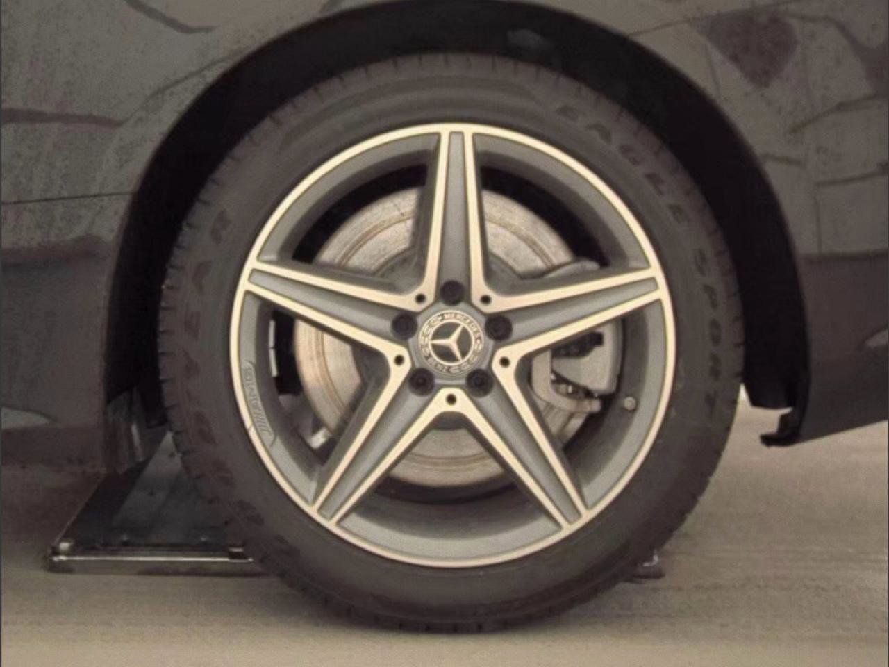 Used 2019 Mercedes-Benz E 450 4MATIC Cabriolet w/ Premium 1 Package image 19