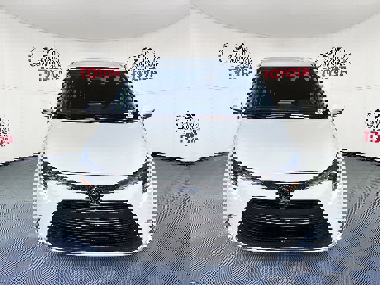 Used 2024 Toyota Corolla LE image 3