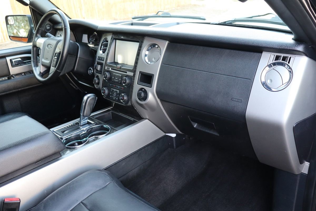 Used 2015 Ford Expedition EL Limited image 16