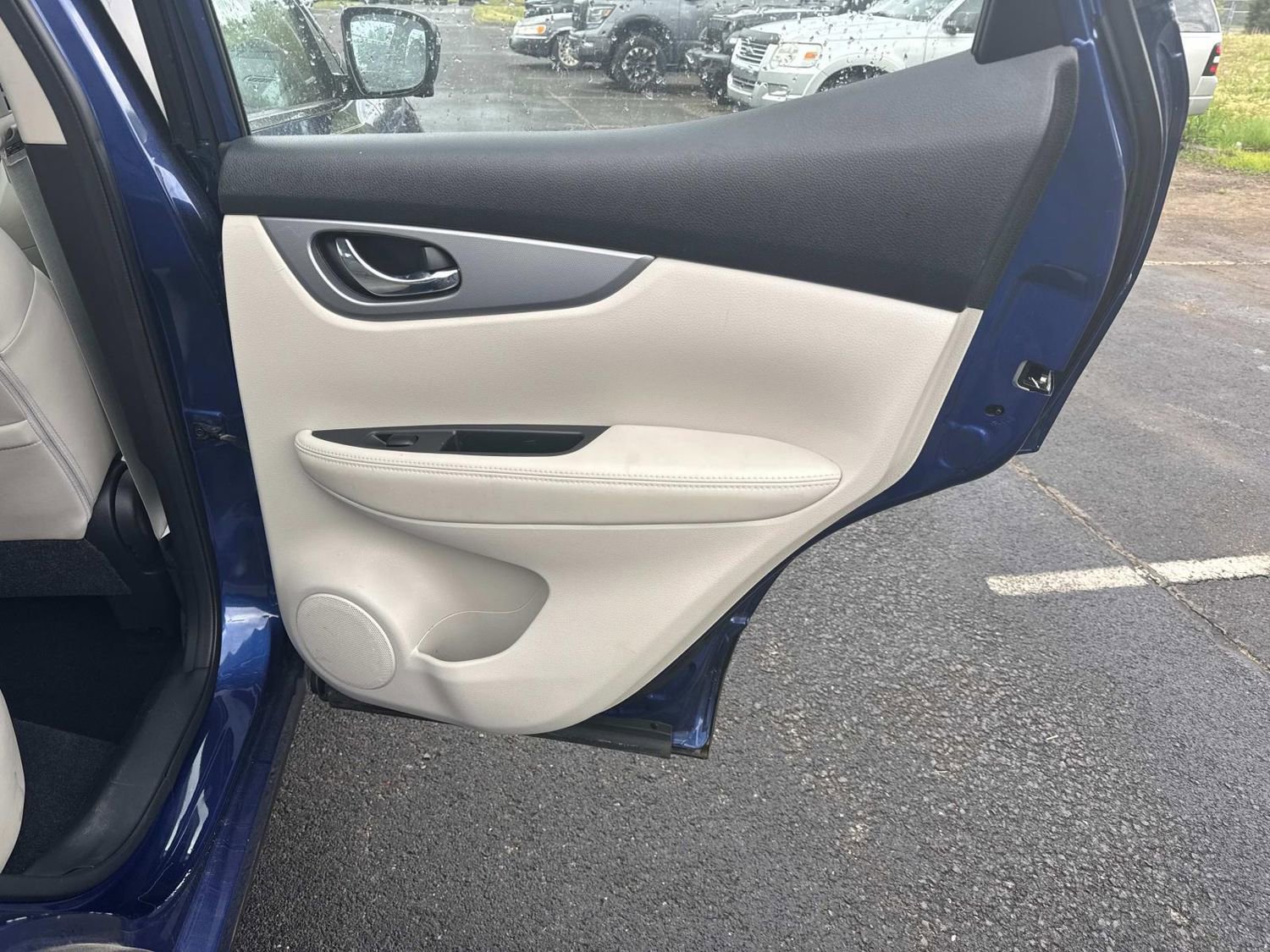 Used 2020 Nissan Rogue Sport SL FWD image 20