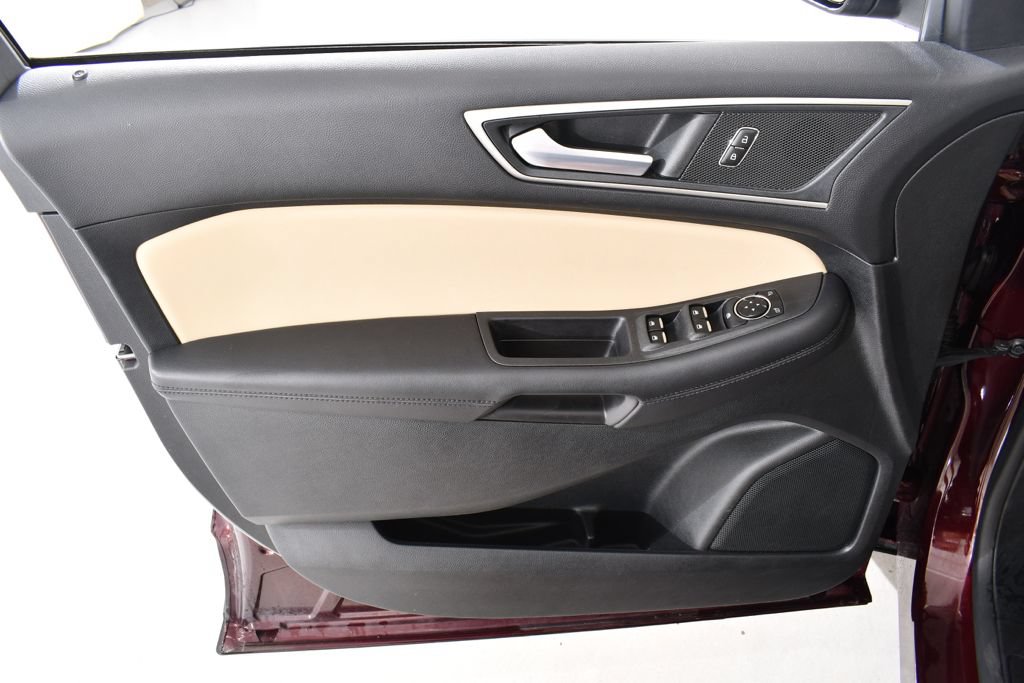 Used 2023 Ford Edge SEL AWD/4WD image 25