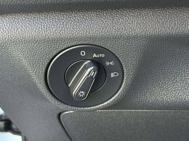 Used 2019 Volkswagen Jetta S image 23