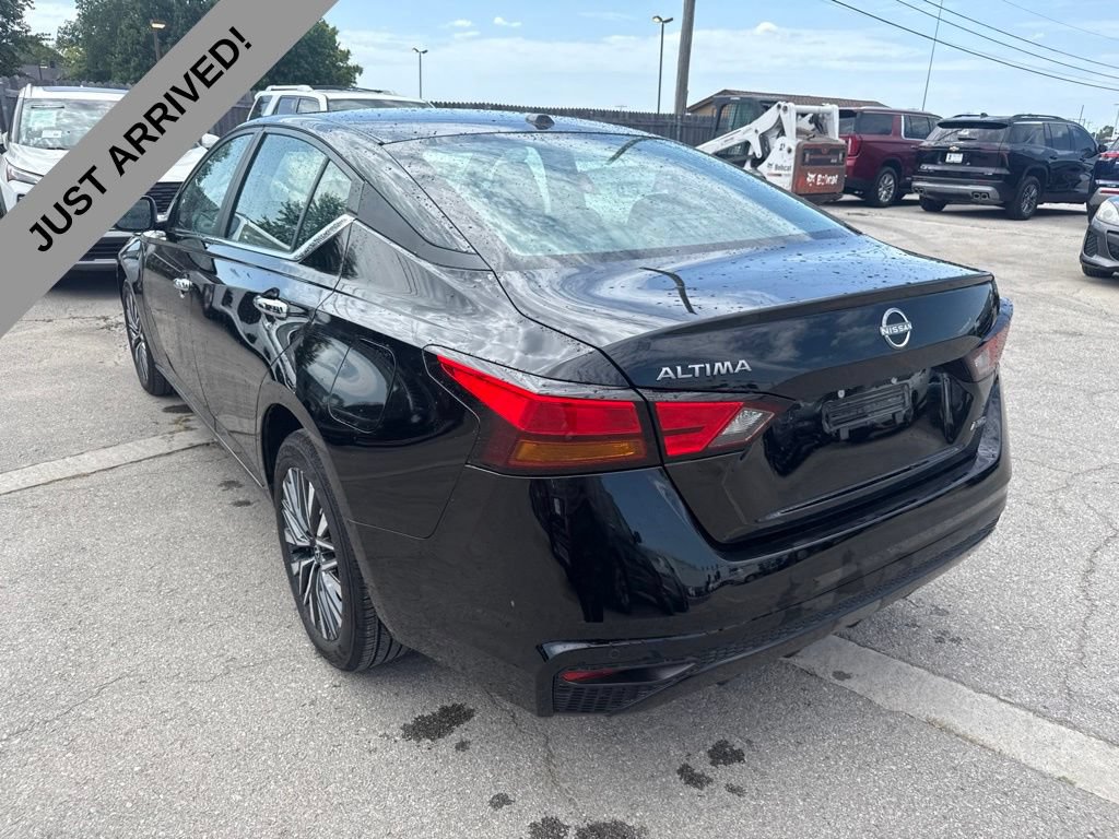 Certified 2025 Nissan Altima 2.5 SV AWD/4WD image 7