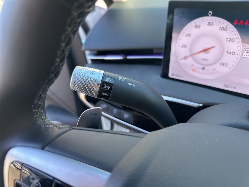 Used 2026 Genesis GV70 2.5T Advanced image 12