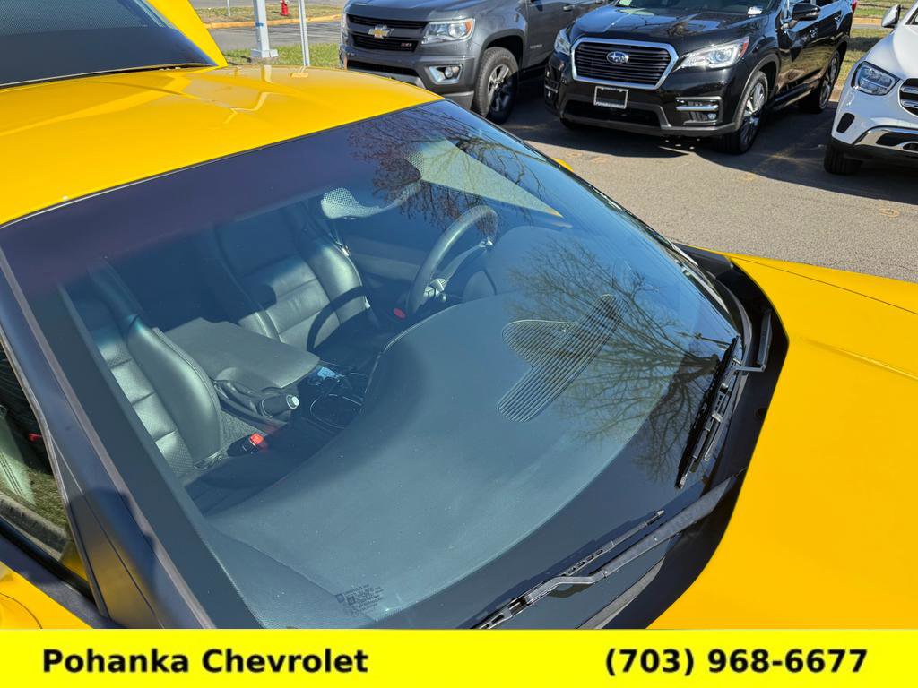 Used 2011 Chevrolet Corvette Grand Sport w/ Preferred Equipment Group image 16