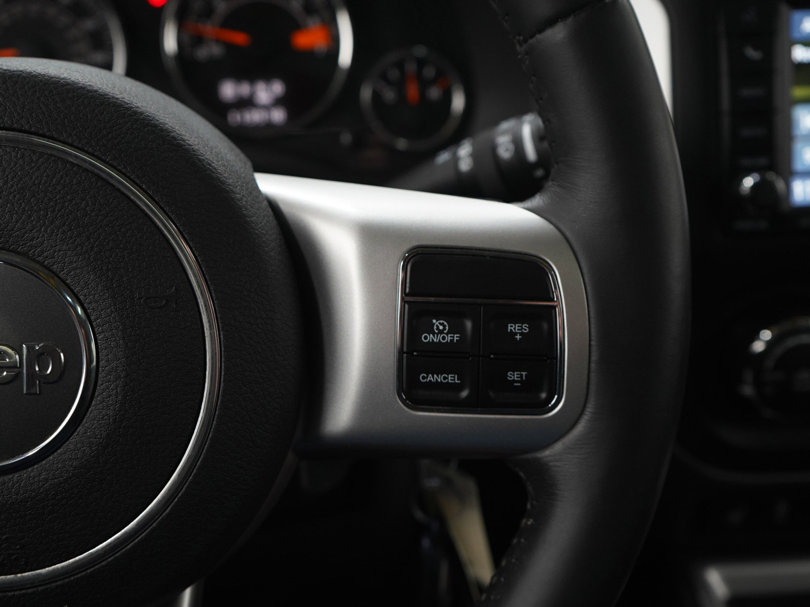 Used 2016 Jeep Compass High Altitude AWD/4WD image 25