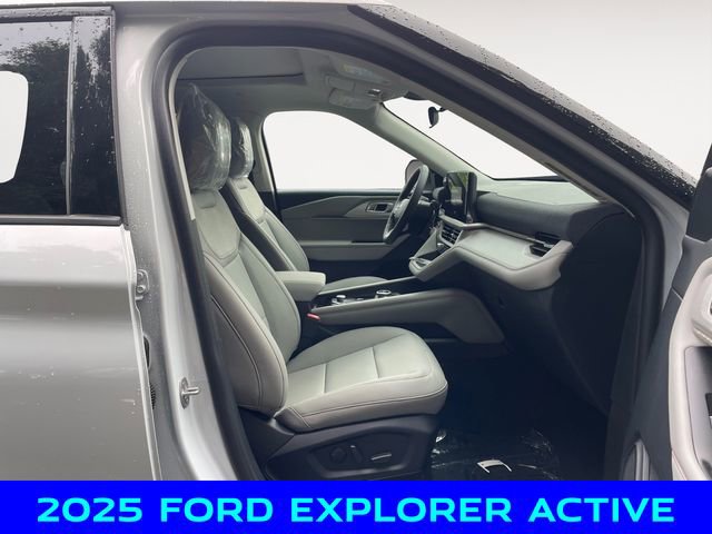 New 2025 Ford Explorer Active w/ Active Comfort Package image 15