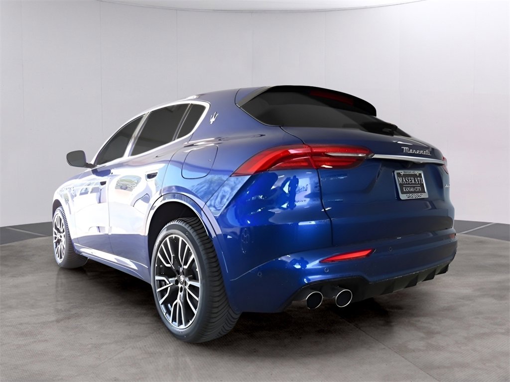 New 2024 Maserati Grecale GT image 6