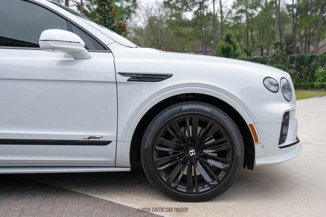 Used 2022 Bentley Bentayga Speed image 11