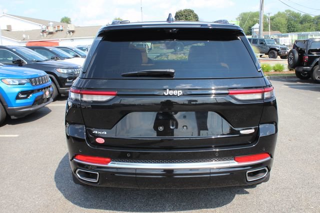 Used 2025 Jeep Grand Cherokee Summit AWD/4WD image 30