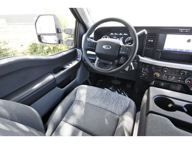 New 2026 Ford F250 XLT w/ FX4 Off-Road Package AWD/4WD image 7