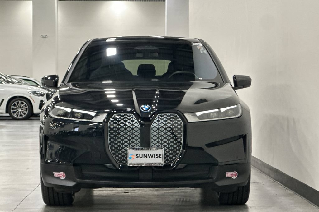Certified 2024 BMW iX xDrive50 AWD/4WD image 9