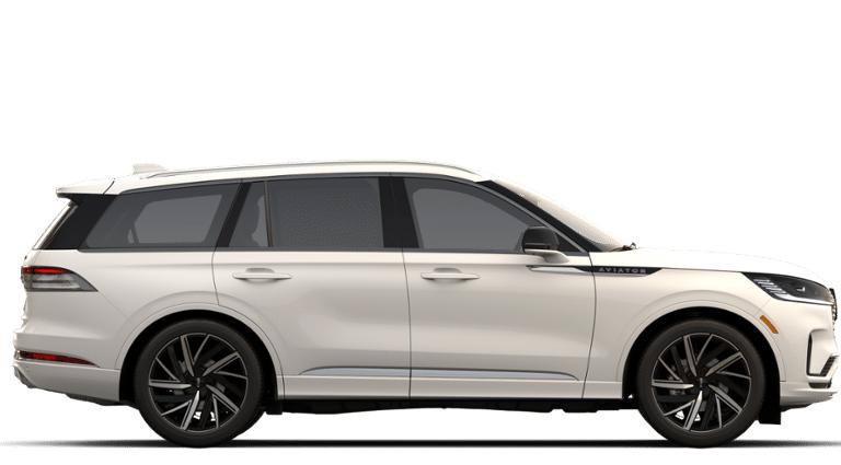 New 2026 Lincoln Aviator Black Label w/ Dynamic Handling Package AWD/4WD image 27