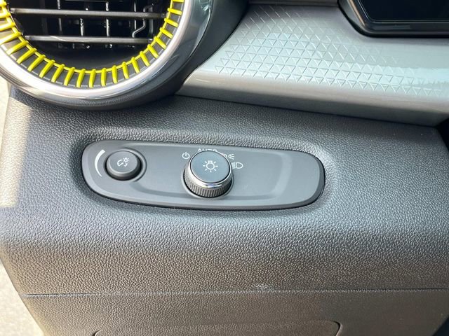 New 2026 Chevrolet Trax LT image 29