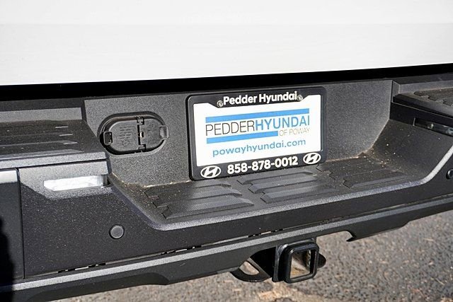 Used 2025 Toyota Tundra Limited w/ TRD Off-Road Package AWD/4WD image 15