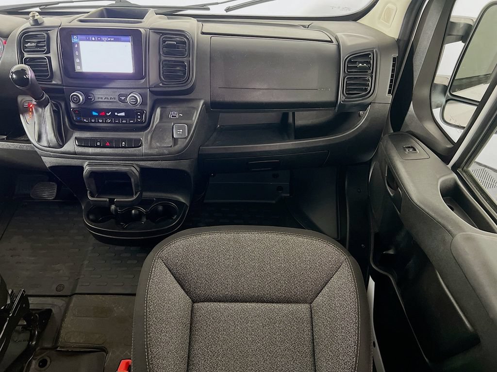 Used 2024 RAM ProMaster 2500 w/ Convenience Group FWD image 21